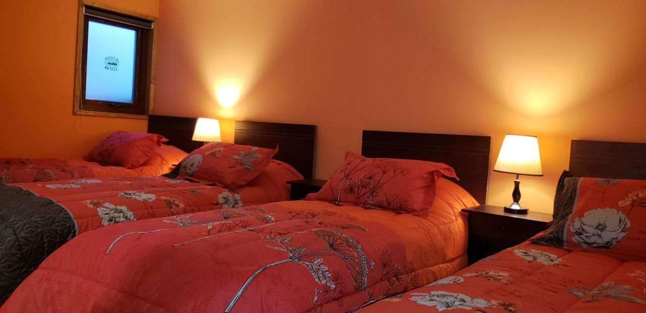 Hostal Nataly ปวยร์โตนาตาเลส ภายนอก รูปภาพ