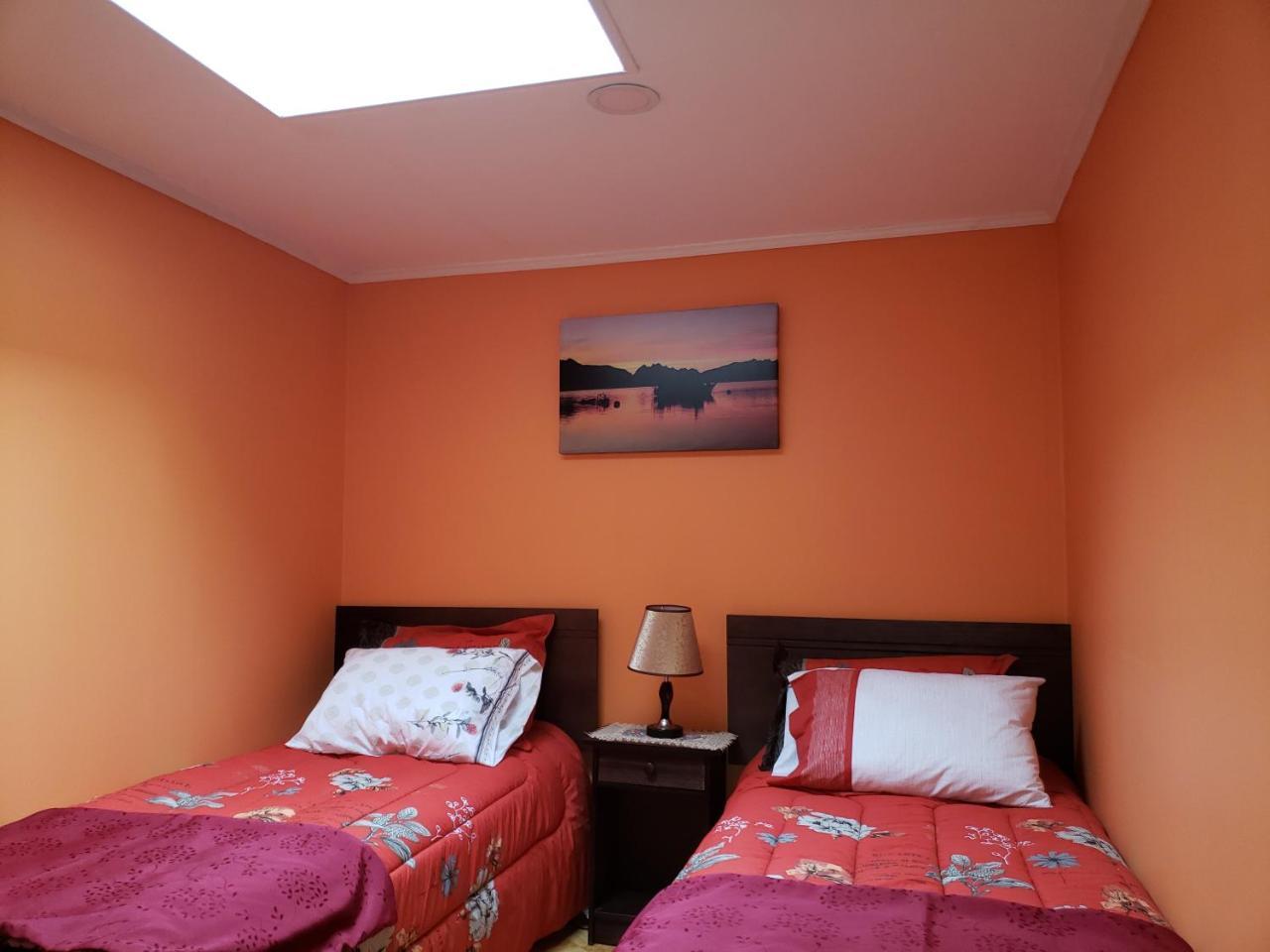 Hostal Nataly ปวยร์โตนาตาเลส ภายนอก รูปภาพ